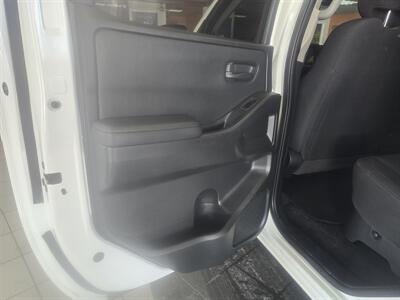 2022 Nissan Frontier S 4DR CREW PICKUP - Photo 10 - Hamilton, OH 45015