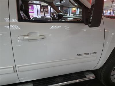 2014 Chevrolet Silverado 2500 LTZ CREW CAB 4X4/Z71/V8/DIESEL   - Photo 38 - Hamilton, OH 45015