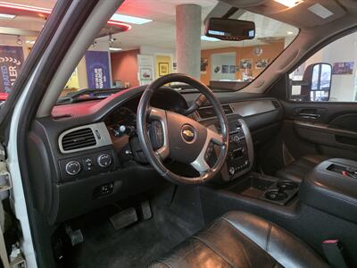 2014 Chevrolet Silverado 2500 LTZ CREW CAB 4X4/Z71/V8/DIESEL   - Photo 32 - Hamilton, OH 45015