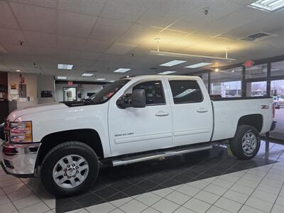 2014 Chevrolet Silverado 2500 LTZ CREW CAB 4X4/Z71/V8/DIESEL   - Photo 1 - Hamilton, OH 45015
