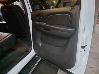 2014 Chevrolet Silverado 2500 LTZ CREW CAB 4X4/Z71/V8/DIESEL   - Photo 22 - Hamilton, OH 45015