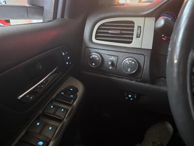 2014 Chevrolet Silverado 2500 LTZ CREW CAB 4X4/Z71/V8/DIESEL   - Photo 10 - Hamilton, OH 45015