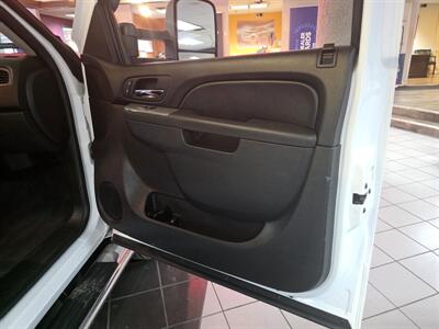 2014 Chevrolet Silverado 2500 LTZ CREW CAB 4X4/Z71/V8/DIESEL   - Photo 26 - Hamilton, OH 45015