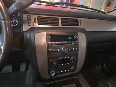 2014 Chevrolet Silverado 2500 LTZ CREW CAB 4X4/Z71/V8/DIESEL   - Photo 12 - Hamilton, OH 45015