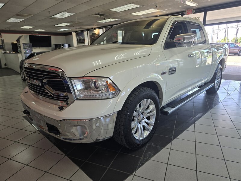 2017 RAM 1500 Laramie Longhorn 4DR CREW CAB/V8   - Photo 1 - Hamilton, OH 45015