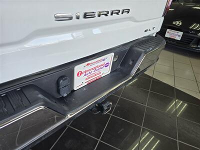 2025 GMC Sierra 1500 SLT CREW CAB4X4/V8   - Photo 37 - Hamilton, OH 45015