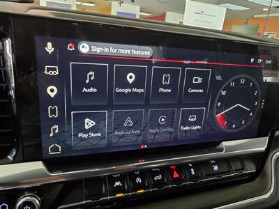 2025 GMC Sierra 1500 SLT CREW CAB4X4/V8   - Photo 29 - Hamilton, OH 45015