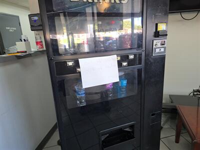 2025 GMC Sierra 1500 SLT CREW CAB4X4/V8   - Photo 4 - Hamilton, OH 45015