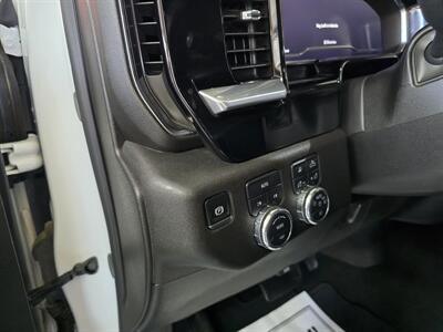 2025 GMC Sierra 1500 SLT CREW CAB4X4/V8   - Photo 21 - Hamilton, OH 45015