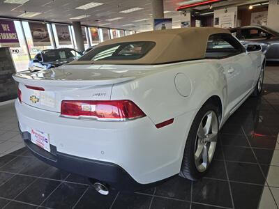 2015 Chevrolet Camaro SS 2DR CONVERTIBLE/V8   - Photo 10 - Hamilton, OH 45015