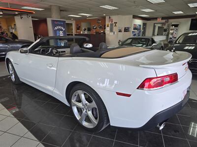 2015 Chevrolet Camaro SS 2DR CONVERTIBLE/V8   - Photo 6 - Hamilton, OH 45015