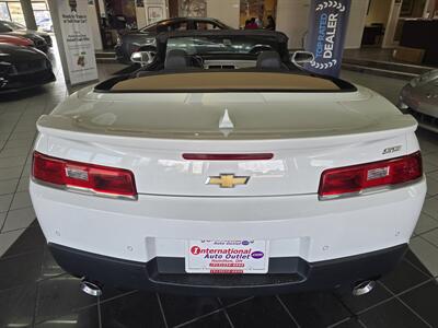 2015 Chevrolet Camaro SS 2DR CONVERTIBLE/V8   - Photo 4 - Hamilton, OH 45015