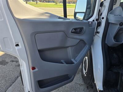 2019 Ford Transit 250 3DR MEDIUM ROOF EXT CARGO VAN   - Photo 7 - Hamilton, OH 45015