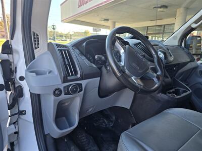 2019 Ford Transit 250 3DR MEDIUM ROOF EXT CARGO VAN   - Photo 8 - Hamilton, OH 45015