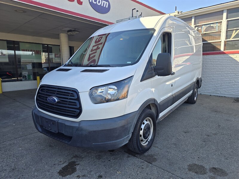 2019 Ford Transit 250 3DR MEDIUM ROOF EXT CARGO VAN   - Photo 1 - Hamilton, OH 45015