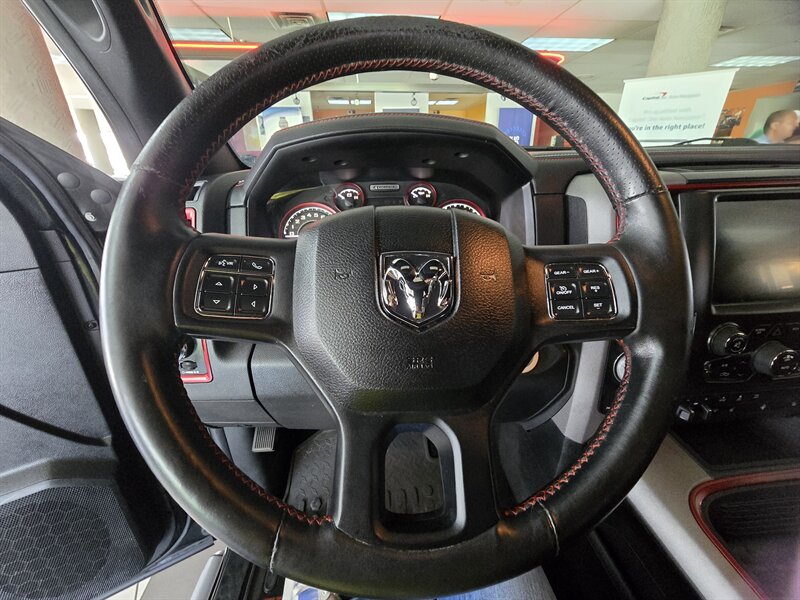 2016 RAM 1500 Rebel 4DR CREW CAB 4X4/HEMI - Photo 32 - Hamilton, OH 45015