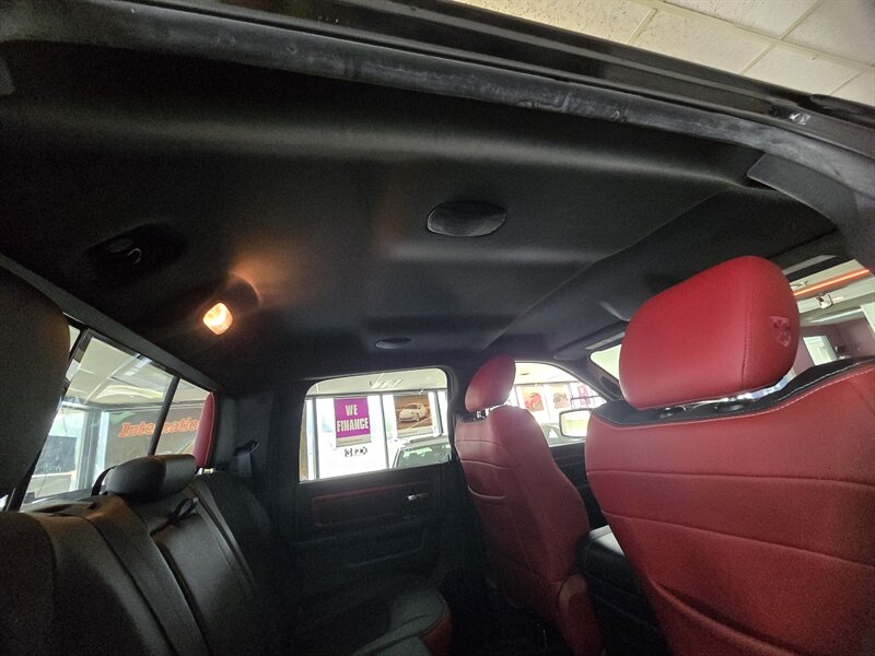 2016 RAM 1500 Rebel 4DR CREW CAB 4X4/HEMI - Photo 19 - Hamilton, OH 45015