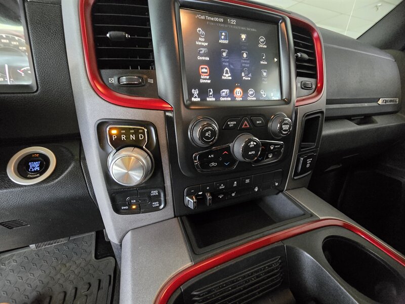 2016 RAM 1500 Rebel 4DR CREW CAB 4X4/HEMI - Photo 34 - Hamilton, OH 45015