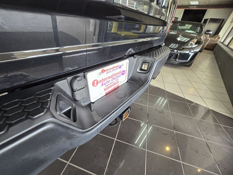 2016 RAM 1500 Rebel 4DR CREW CAB 4X4/HEMI - Photo 38 - Hamilton, OH 45015
