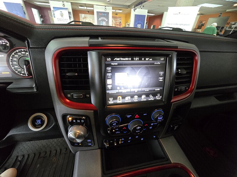 2016 RAM 1500 Rebel 4DR CREW CAB 4X4/HEMI - Photo 26 - Hamilton, OH 45015