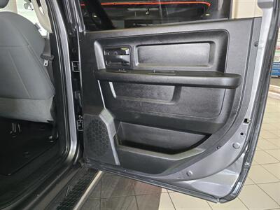 2018 RAM 1500 Express   - Photo 15 - Hamilton, OH 45015