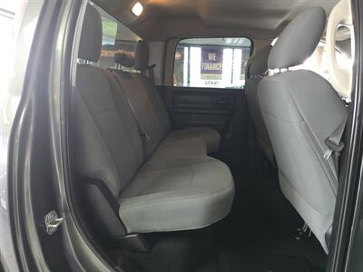 2018 RAM 1500 Express   - Photo 16 - Hamilton, OH 45015