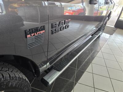 2018 RAM 1500 Express   - Photo 26 - Hamilton, OH 45015