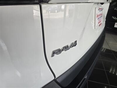 2020 Toyota RAV4 Hybrid XLE 4DR SUV AWD - Photo 31 - Hamilton, OH 45015