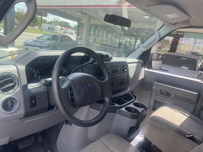 2011 Ford E-250 3DR EXTENDED CARGO VAN/HANDICAP   - Photo 7 - Hamilton, OH 45015
