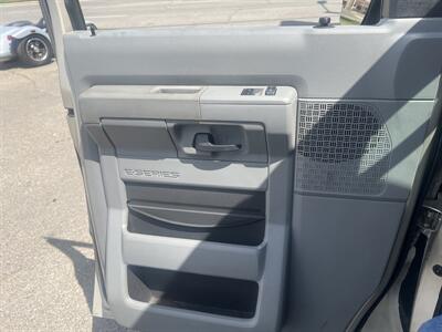 2011 Ford E-250 3DR EXTENDED CARGO VAN/HANDICAP   - Photo 13 - Hamilton, OH 45015