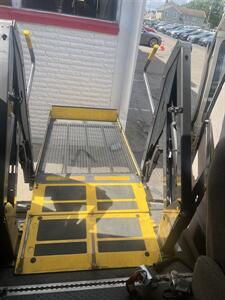 2011 Ford E-250 3DR EXTENDED CARGO VAN/HANDICAP   - Photo 25 - Hamilton, OH 45015