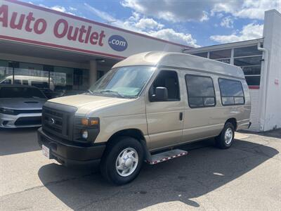 2011 Ford E-250 3DR EXTENDED CARGO VAN/HANDICAP   - Photo 2 - Hamilton, OH 45015