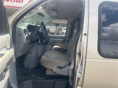 2011 Ford E-250 3DR EXTENDED CARGO VAN/HANDICAP   - Photo 6 - Hamilton, OH 45015