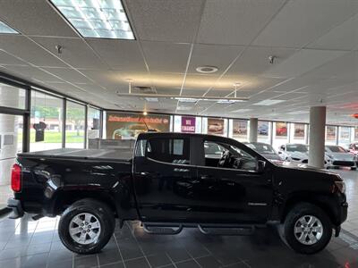 2017 Chevrolet Colorado Work Truck CREW CAB   - Photo 5 - Hamilton, OH 45015