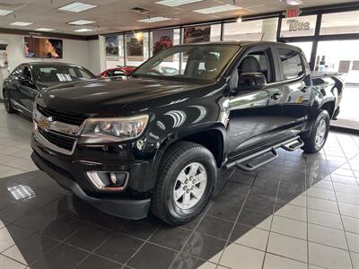 2017 Chevrolet Colorado Work Truck CREW CAB   - Photo 1 - Hamilton, OH 45015