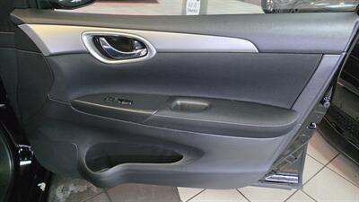 2015 Nissan Sentra S 4DR SEDAN - Photo 24 - Hamilton, OH 45015