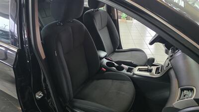 2015 Nissan Sentra S 4DR SEDAN - Photo 22 - Hamilton, OH 45015