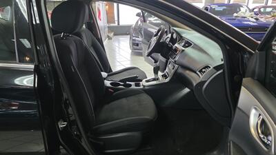 2015 Nissan Sentra S 4DR SEDAN - Photo 21 - Hamilton, OH 45015