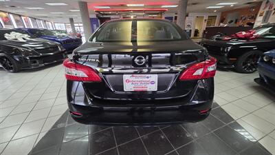 2015 Nissan Sentra S 4DR SEDAN - Photo 8 - Hamilton, OH 45015