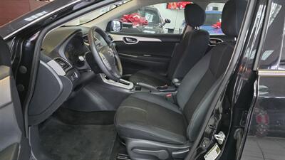 2015 Nissan Sentra S 4DR SEDAN - Photo 9 - Hamilton, OH 45015