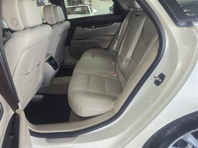 2014 Cadillac XTS Luxury Collection 4DR SEDAN AWD - Photo 11 - Hamilton, OH 45015