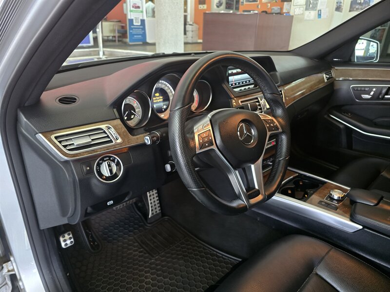 2014 Mercedes-Benz E 350 Sport 4MATIC 4DR SEDAN AWD - Photo 9 - Hamilton, OH 45015