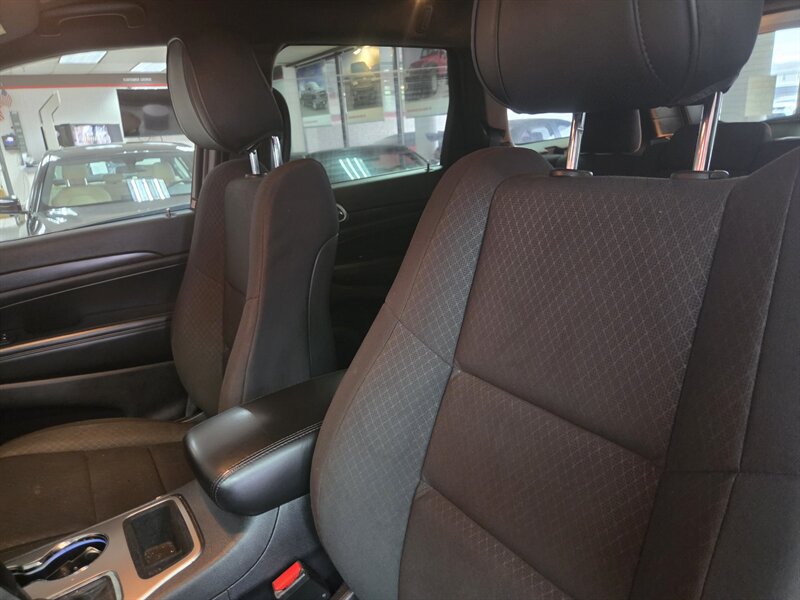 2018 Jeep Grand Cherokee Laredo - Photo 13 - Hamilton, OH 45015