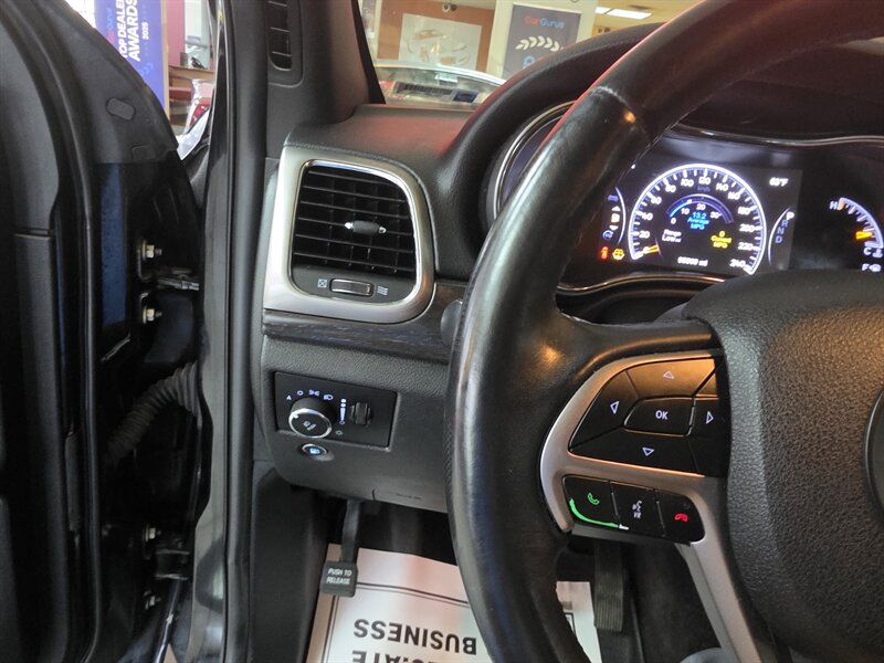 2018 Jeep Grand Cherokee Laredo - Photo 32 - Hamilton, OH 45015