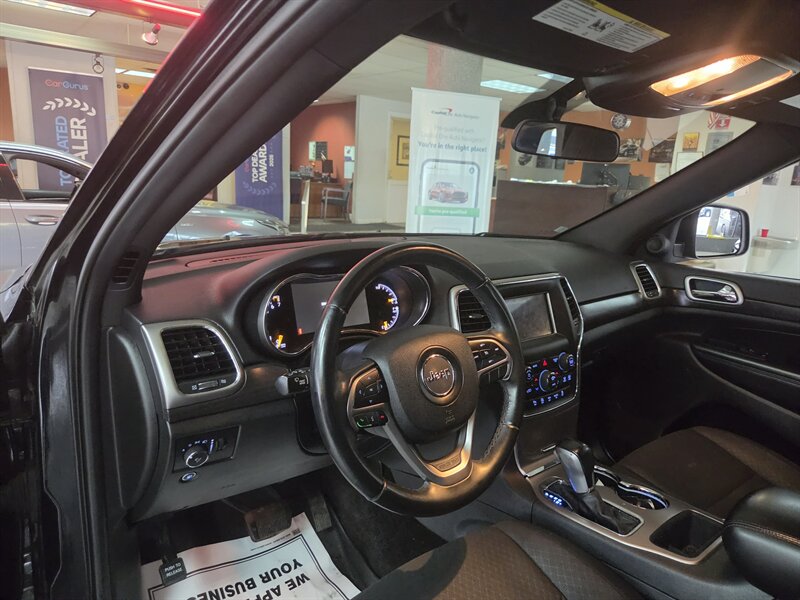 2018 Jeep Grand Cherokee Laredo - Photo 12 - Hamilton, OH 45015