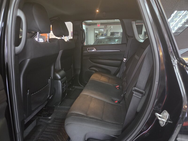 2018 Jeep Grand Cherokee Laredo - Photo 17 - Hamilton, OH 45015