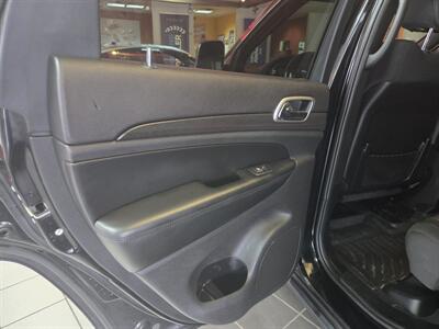 2018 Jeep Grand Cherokee Laredo - Photo 16 - Hamilton, OH 45015