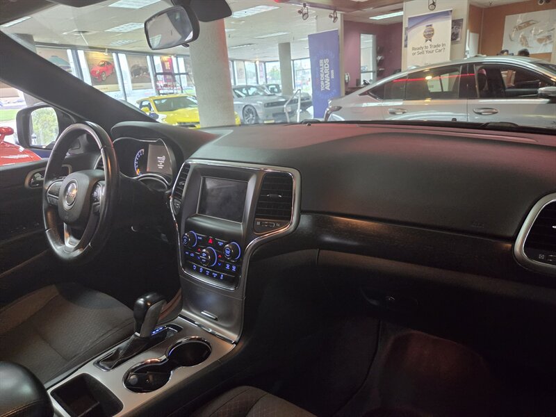 2018 Jeep Grand Cherokee Laredo - Photo 19 - Hamilton, OH 45015