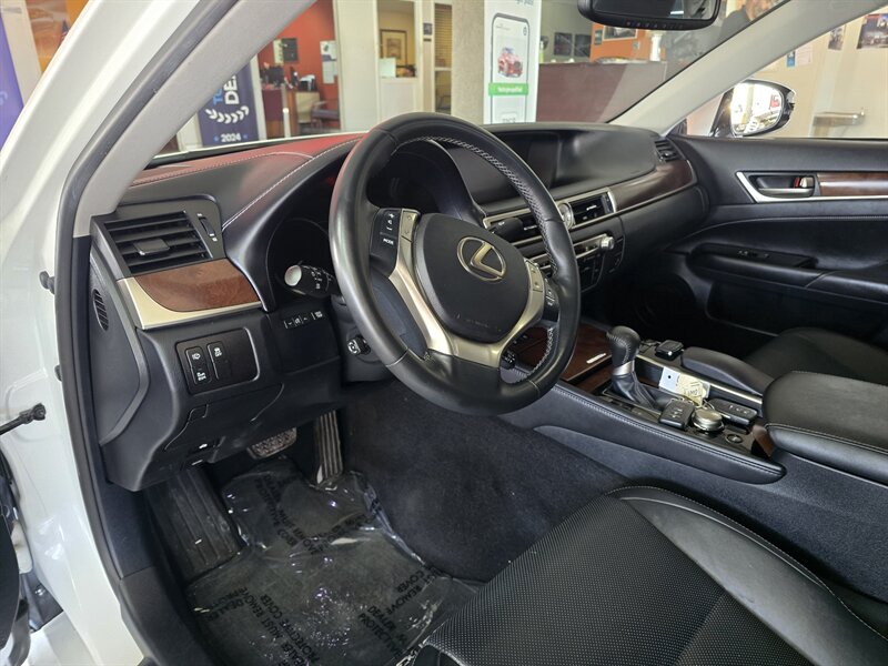 2015 Lexus GS Base 4DR SEDAN - Photo 10 - Hamilton, OH 45015