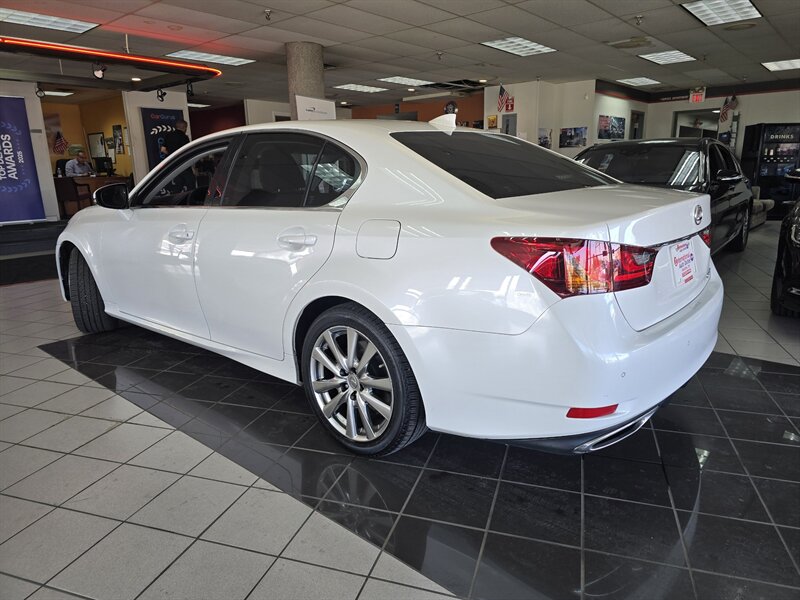 2015 Lexus GS Base 4DR SEDAN - Photo 6 - Hamilton, OH 45015